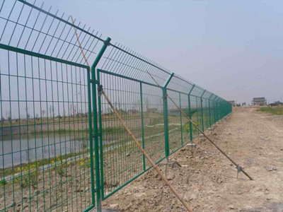 吉林河堤防护网